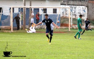 Atacante comemora segundo gol de Itapagipe