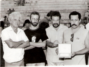 Os locutores da rádio Sociedade AM: J. Vasco, Paulo Aguiar, Geraldo Gonçalves e Sinomar Juliano