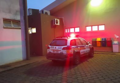 Carga de carnes é furtada de caminhão estacionado em posto na BR-153