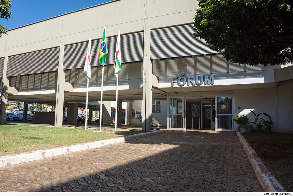 ACUSADO DA MORTE DE TRAVESTI É CONDENADO POR HOMICÍDIO CULPOSO E VAI CUMPRIR PENA NO REGIME ABERTO - Blog do Portari