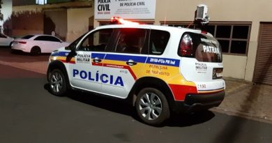 Homem é preso em flagrante por furto de celular