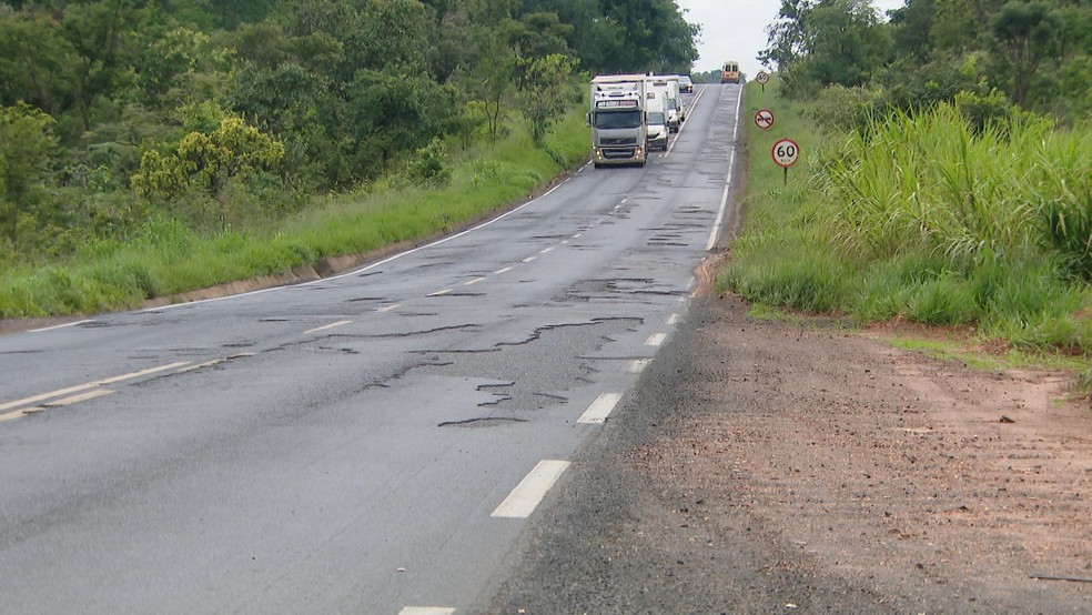 Recuperação da rodovia Prata-Uberlândia deve começar em março - Blog do ...