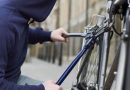 Adolescente tem bicicleta furtada em frente a loja de veículos em Frutal
