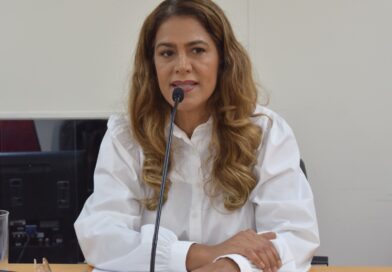 Requerimento da vereadora Gislene Maria pede levantamento das dívidas da prefeitura com fornecedores e empresas