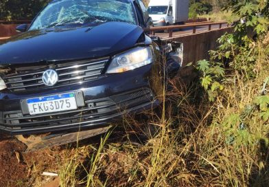 Motorista de 18 anos sofre acidente na MG-255, em Itapagipe, e é levado ao hospital com fratura e TCE