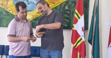 Reviver Frutal faz doação de itens para o Museu de Frutal